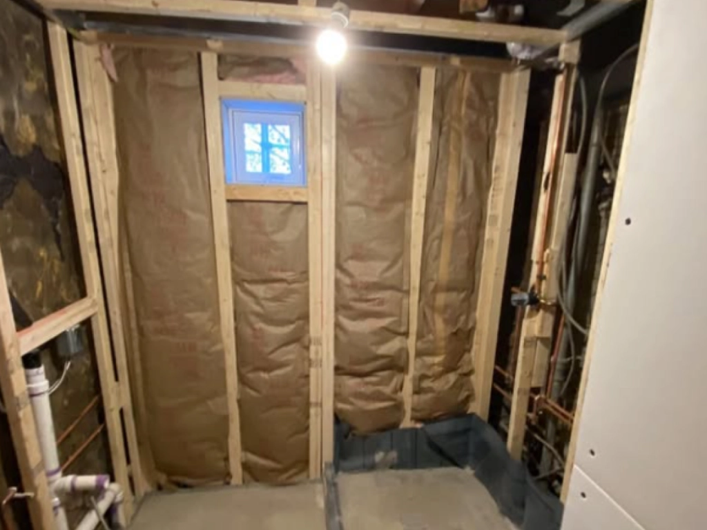 Long Island bathroom before the new bathroom addition